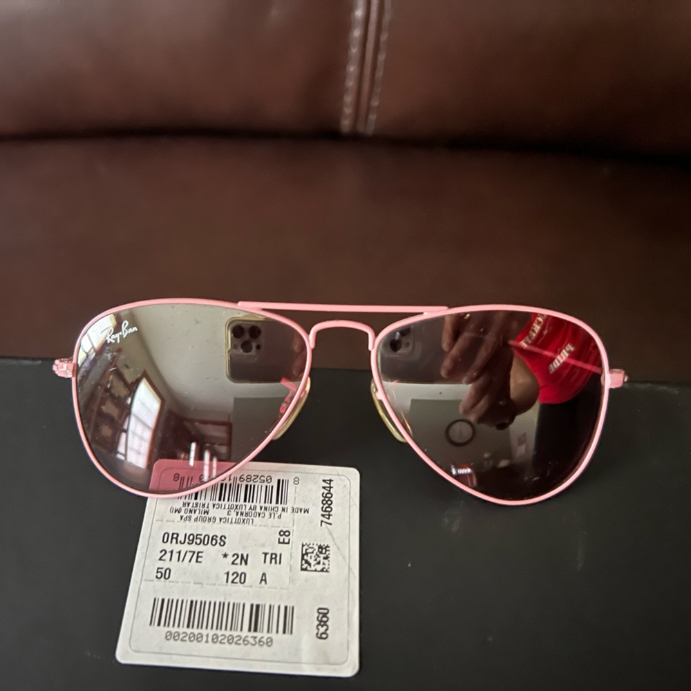 Rayban sunglasses Teen size color: pink